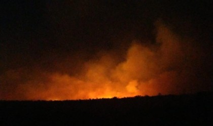 Licede 6 saattir devam eden yangında 6 hane tahliye edildi