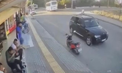 Mersindeki cinayet anı kameraya yansıdı