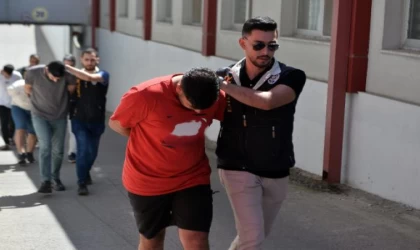 Müşteri olduğu otomobili 710 bin liraya başkasına sattı, sahibine sahte dekont gönderdi