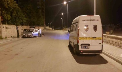 Otomobilde çakmak gazı patladı: 4 yaralı