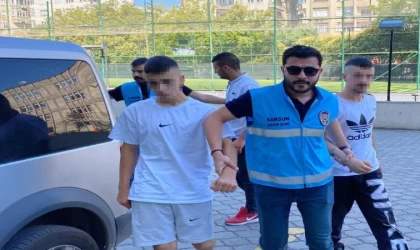 Otomobilin lastiklerini kesip, sahibini bıçaklayan 3 şüpheli yakalandı