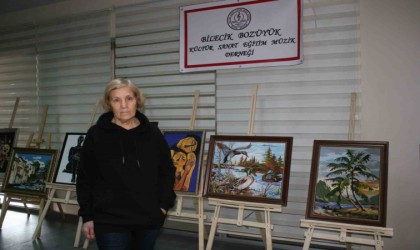 (ÖZEL) Yalnızlığını resim yaparak gideriyor