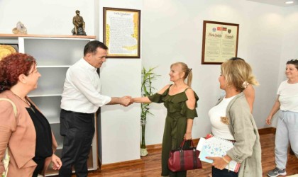 Özyiğit: Depremzede kardeşlerimizin yanında olmaya devam edeceğiz”