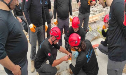 Profesyonel arama ve kurtarma ekibi kuruluyor