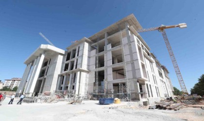 Şahinbey Millet Kütüphanesi hızla yükseliyor