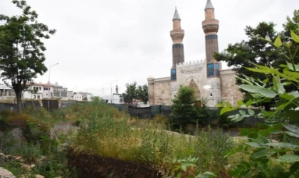 Sivas’a ’Aziz Vlas’ anıtı yapılacak