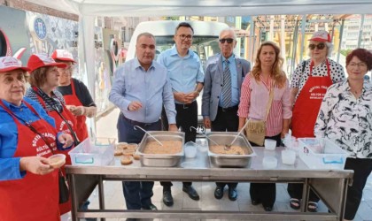 Sosyal Yardım ve Kültür Vakfından aşure ikramı