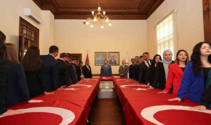 Sözleşmeliden kadroya geçen personeller için yemin töreni düzenlendi