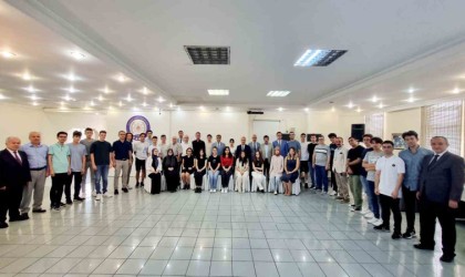 Vali Gürel, YKS ve LGS şampiyonları ile görüştü