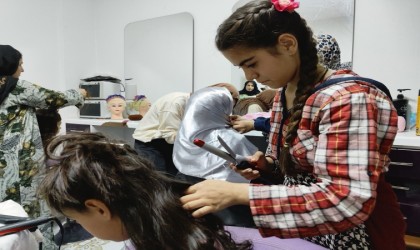 Yediden yetmişe kadın destek merkezinde buluşuyorlar