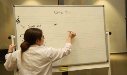 Yeni piyanistler Şehitkamilde yetişiyor