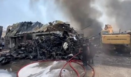 18 iş yerine sıçrayan yangın kontrol altına alındı