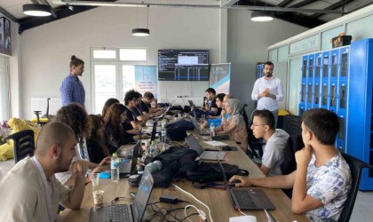 42 öğrencinin katılımıyla Zonguldak Siber Güvenlik ve Java Kampı sürüyor