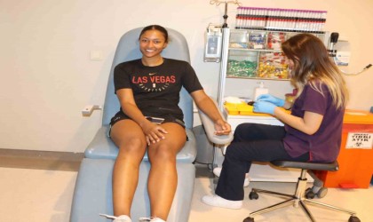 ABDli forvet Nared, İzmit Belediyesporda