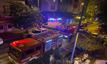 Açık unutulan ocak yangın paniğine sebep oldu