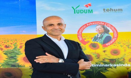 Adanada deneme alanlarına ekilen yerli ayçiçeği tohumlarının mahsulleri hasat edildi