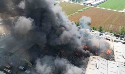 Adanadaki yangın havadan görüntülendi