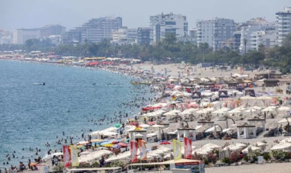 Antalya’da yüzde 76’ya ulaşan nem, bunalttı