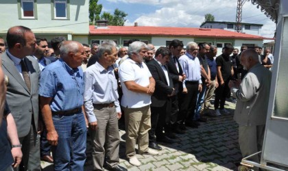 Asker oğlunu gördü, otobüs kazasında hayatını kaybetti