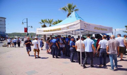 Ayvalık Belediyesinden aşure hayrı