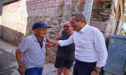 Ayvalıkta Mesut Erginden gece gündüz sokak buluşmaları