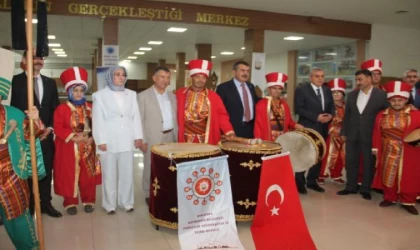 Bakan Tekin: Deprem bölgesinde eğitim- öğretim sorunsuz başlayacak