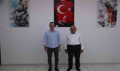 Başkan Büyükkılıçtan ERÜ Tıp Fakültesi Dekanı Prof. Dr. Kemaloğluna ziyaret