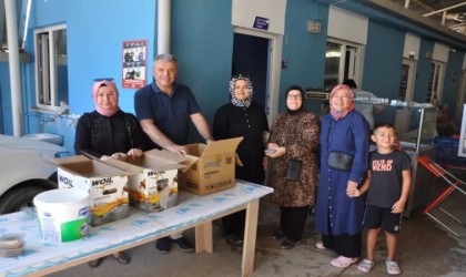 Başkan Elbi, Muharrem ayı için vatandaşlara aşure dağıttı