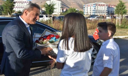 Bitlis Valisi Erol Karaömeroğlu görevine başladı