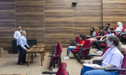 Büyükkılıç, TOKİ Genç KAYMEK Tesislerinde kursiyerlerle buluştu