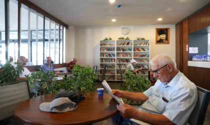 Büyükşehir Emekliler Kahvesi emeklilere nefes aldırıyor