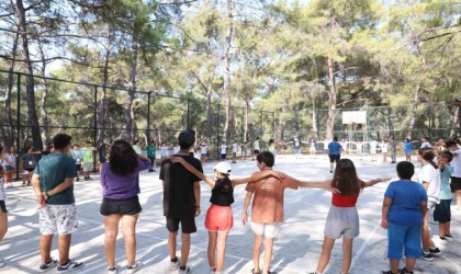 Büyükşehirin, Gençlik Kampı ve Eğitim Merkezinde eğlenceli yaz kampı