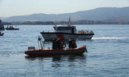 Çanakkale’de ’Tarihi Alan’da kıyı ve deniz dibi temizliği