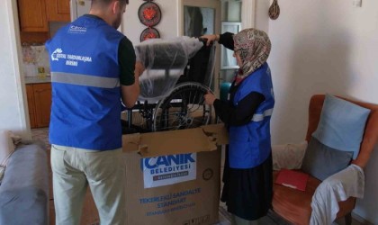 Canikten engellilere tekerlekli sandalye