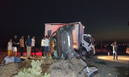 Cemel kavşağında yine kaza; 4 yaralı