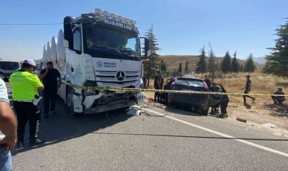 Cenaze dönüşü yolundaki kazada ölü sayısı 2ye yükseldi