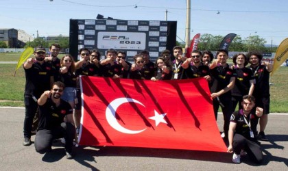 Dokuz Eylülün Formula ekibi Romanyada fırtına estirdi