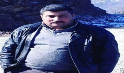 El frenini çekmeyi unuttuğu traktörün altında kalarak hayatını kaybetti