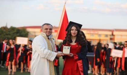 ERÜ Spor Bilimleri Fakültesinde mezuniyet heyecanı