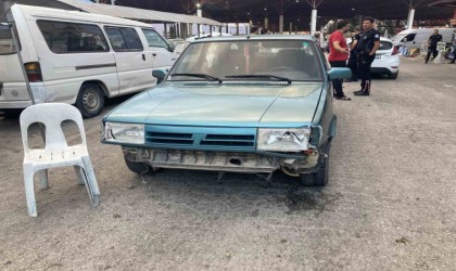 Eşini başkasıyla görünce şoföre saldırdı, 3 aracın kaza yapmasına neden oldu