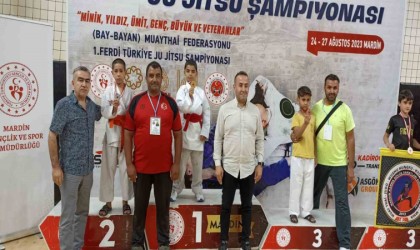 Eyyübiyeli sporcular derecelerle döndü