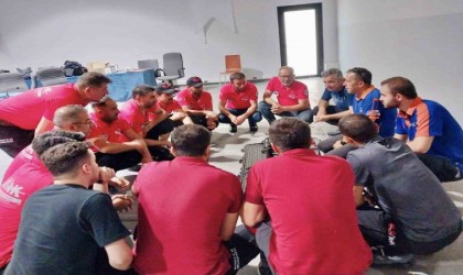 Gönüllü olarak arama kurtarma çalışmalarına katılacaklar