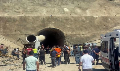 Hızlı tren şantiye alanında gaz sızıntısından ölen işçinin cenazesi Gaziantep’e gönderildi