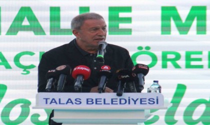 Hulusi Akar: Teröristlerin hiçbir şekilde yaşama şansı yok. Ya adalete teslim olacaklar ya da yok olup gidecekler