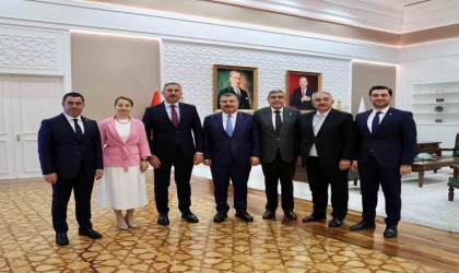 İl Başkanı Çetin “Önceliğimiz deprem bölgesi ile Şehir hastanesi”