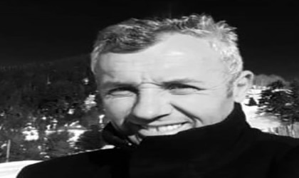 Kamyonet şarampole yuvarlandı: 3 ölü, 1 yaralı