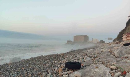 Kastamonuda deniz sıcaklığı 11 dereceye düştü, denizin üzerinde sis bulutu oluştu