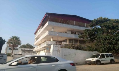 Kendini avukat olarak tanıtan kişiyi bıçakla öldürdü, ağaçlık alana kaçıp tabancayla intihar etti