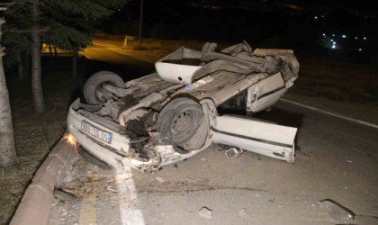 Kontrolden çıkan otomobil takla attı: 5 yaralı