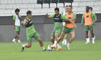 Konyaspor Teknik Direktörü Stanojevic: Schneiderlin, kendi isteğiyle takımdan ayrıldı